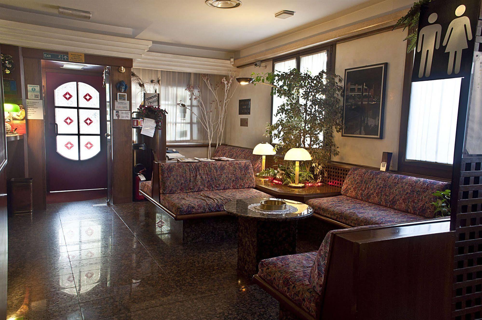 מרגרה Hotel Roma מראה חיצוני תמונה